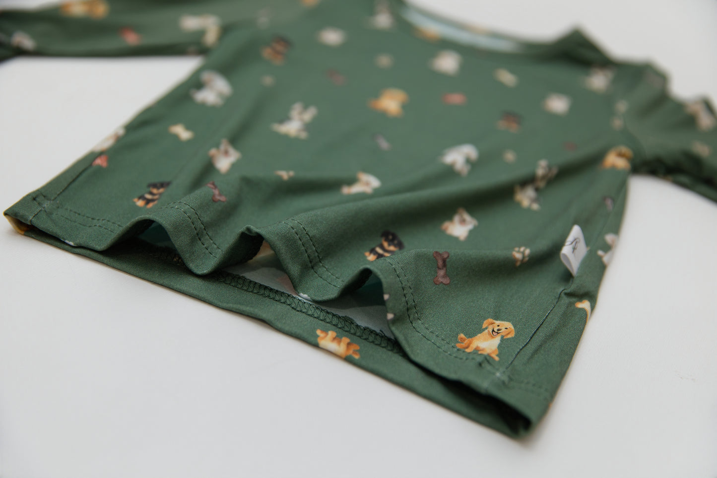 Long Sleeve Pajamas in Wag Town