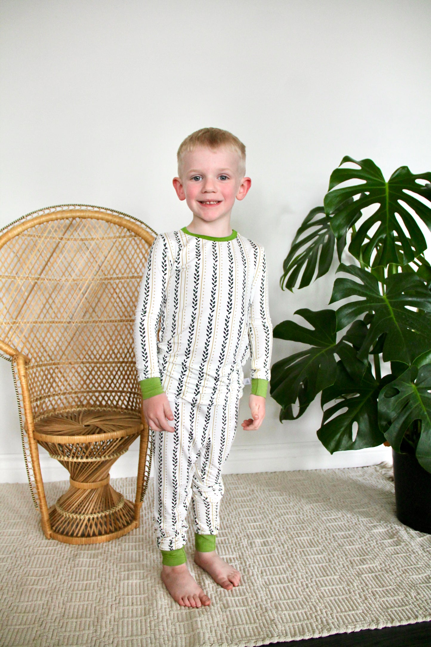 Long Sleeve Pajamas in Little Leaf